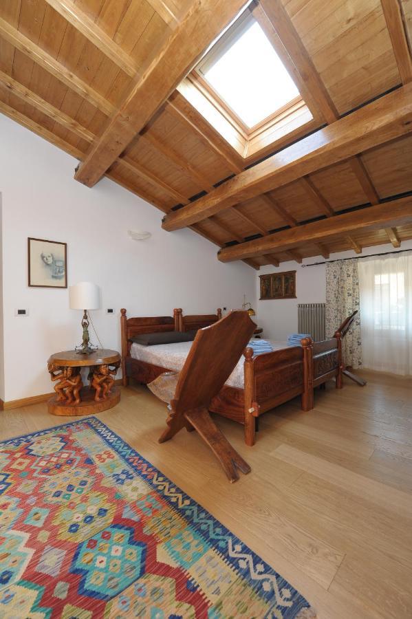 B&B Bone Novelle Dimora Storica Palazzo Zuzi ลาควิลา ภายนอก รูปภาพ