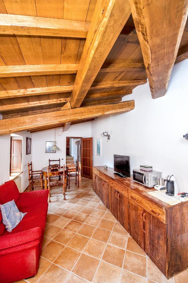B&B Bone Novelle Dimora Storica Palazzo Zuzi ลาควิลา ภายนอก รูปภาพ